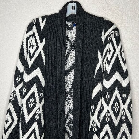 Old Navy Cardigan Sweater - Picture 2 of 7